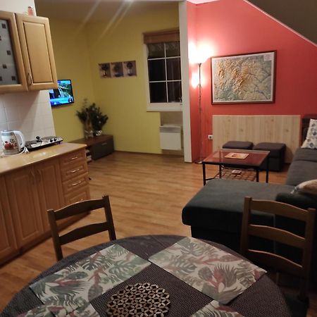 Apartman Orbit Karlov  Exterior foto