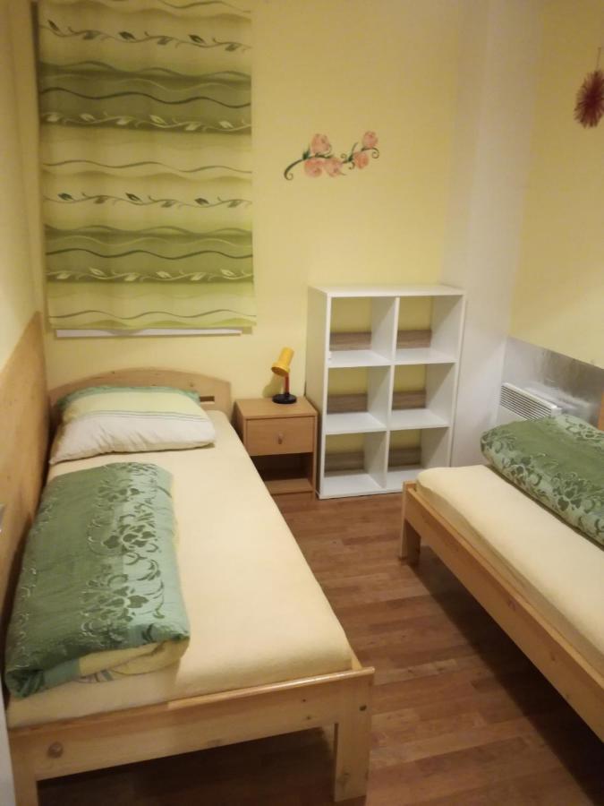 Apartman Orbit Karlov  Exterior foto